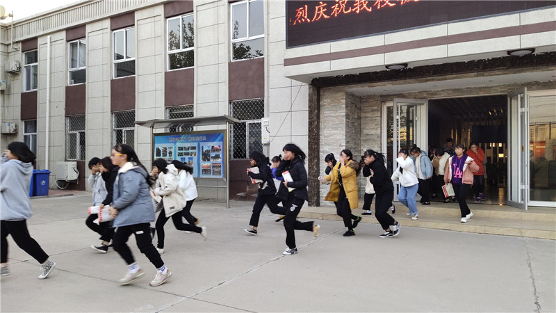 “穿越火線”消防演練