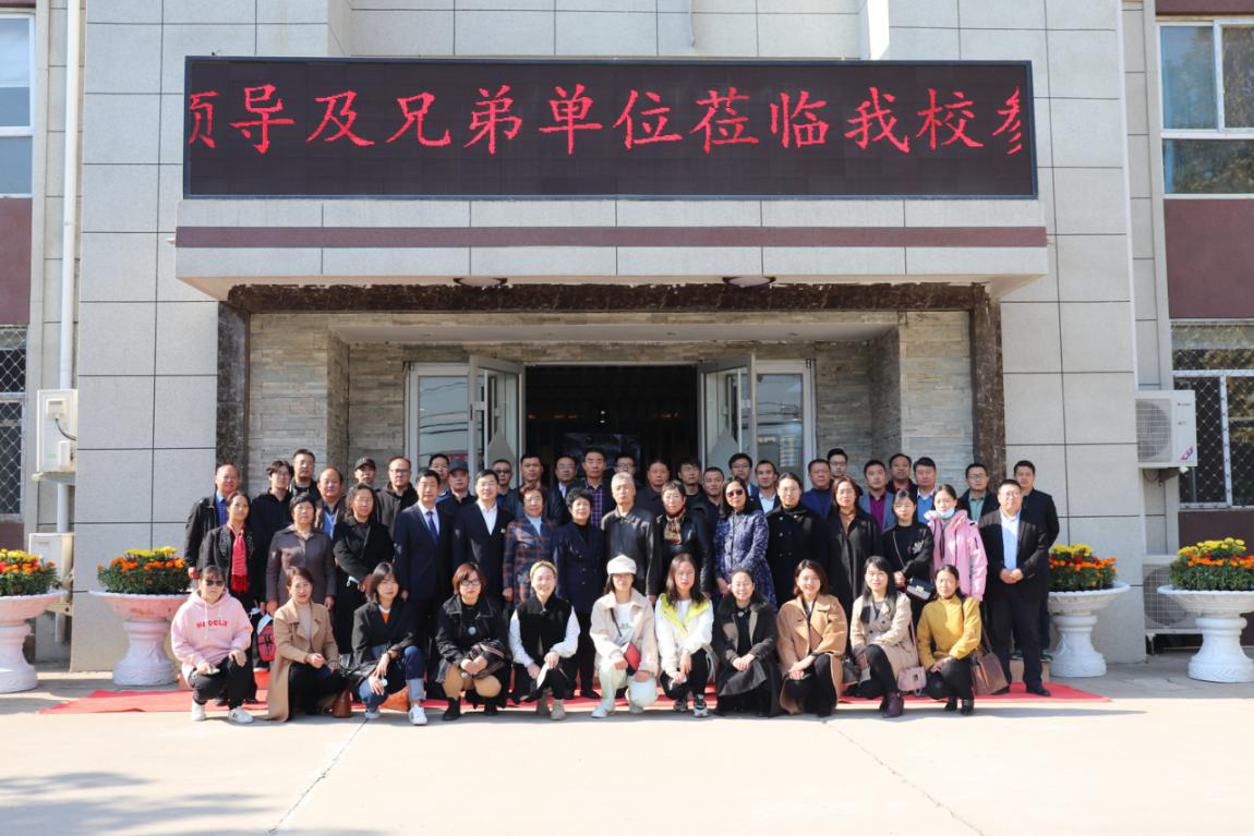 關于民辦中職學校學生思想政治教育 及管理經驗交流會的報道