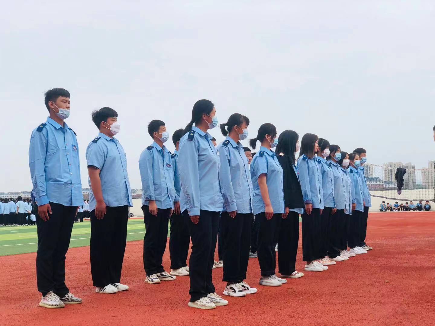 磨練中促成長——石家莊太行科技中等專業(yè)學(xué)校21級(jí)新生軍訓(xùn)