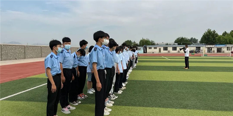 2022級新生暑期夏令營系列活動——袋鼠跳
