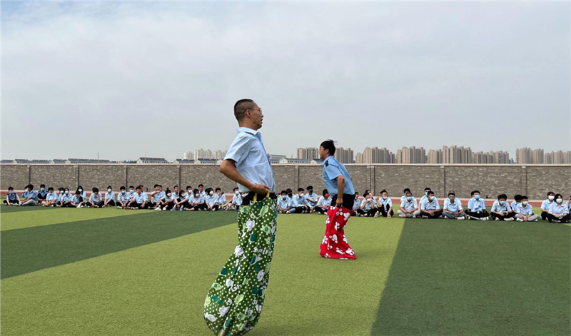 2022級新生暑期夏令營系列活動——袋鼠跳