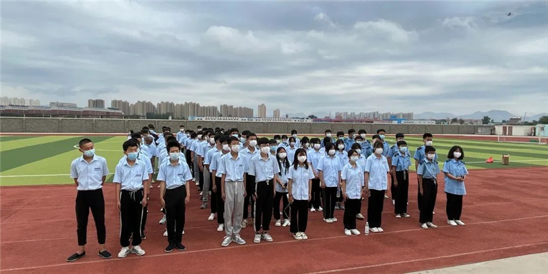 2022級新生暑期夏令營系列活動——五人六足